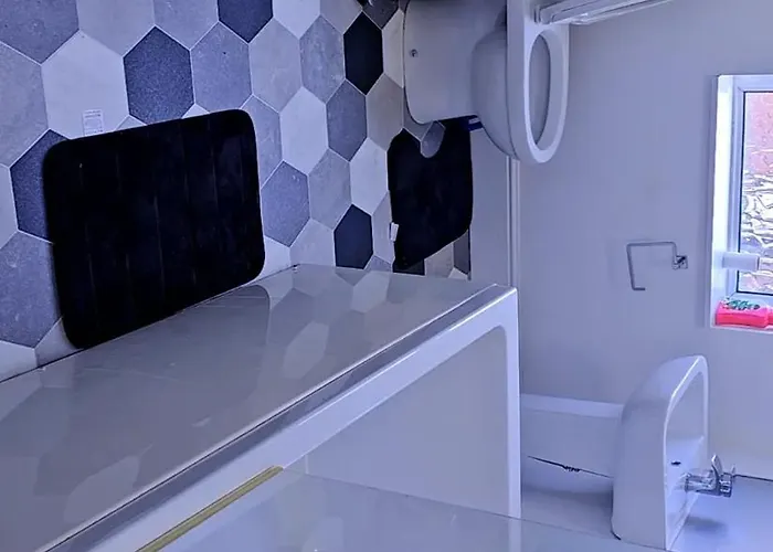 Dress To Impress 1 Апартаменти Лідс