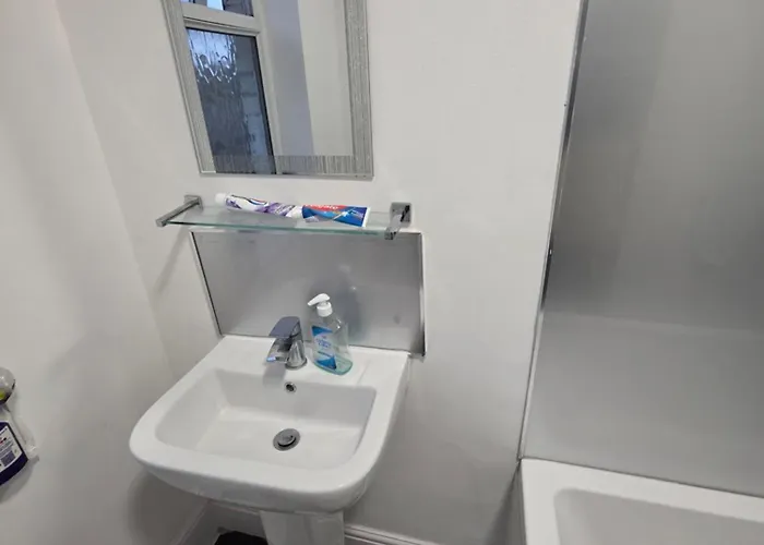 Апартаменти Dress To Impress 1 *